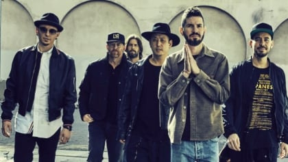 LINKIN PARK Sued By Former Bassist Over 1999 Recordings